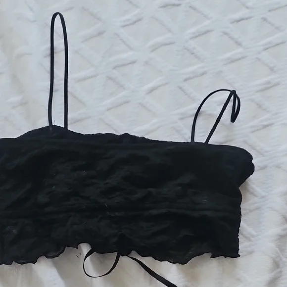 Colsie Black Lace Bralette - Picture 3 of 3